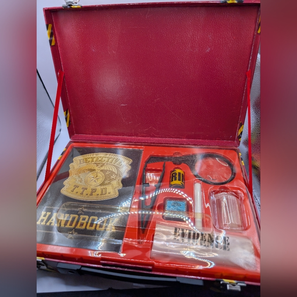 Detective Role Play Kit for Kids - Red